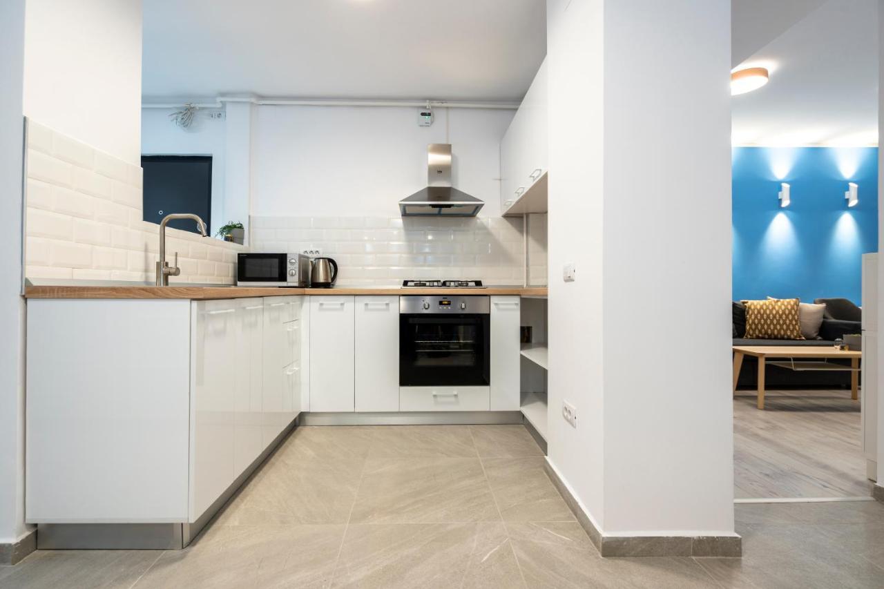 Blue Design Apartament In Magheru Бухарест Экстерьер фото