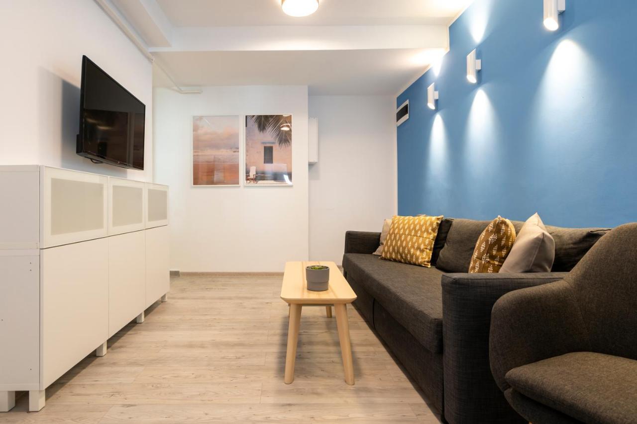Blue Design Apartament In Magheru Бухарест Экстерьер фото